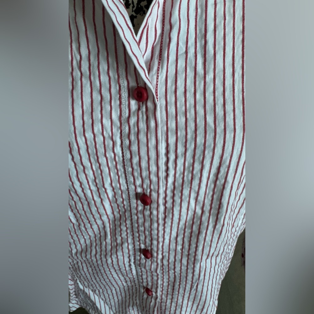 Jones New York White Shirt with Red Pinstripes - Picture 4 of 9